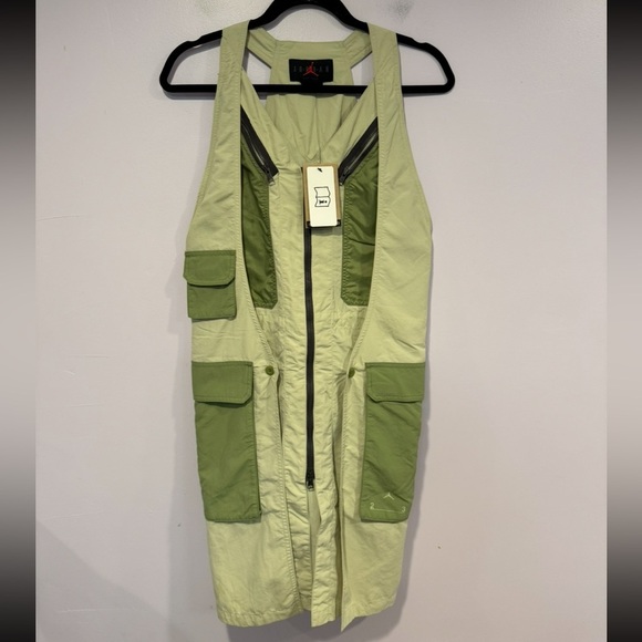 NWT Nike Air Jordan green utility vest dress - Picture 2 of 5